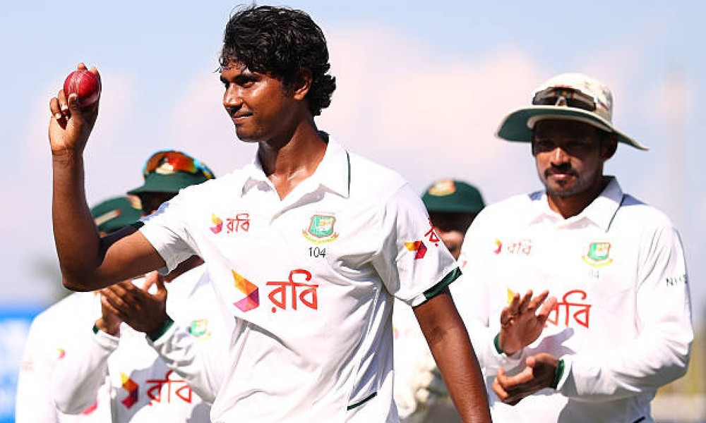 হাসানের ক্যারিয়ারসেরা বোলিং, ২০০-এর আগেই শেষ অস্ট্রেলিয়া